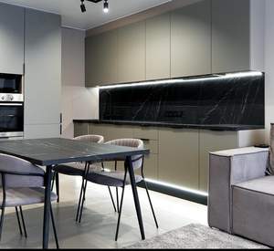 Дом 180м², 2-этажный, участок 6 сот.