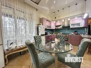 Дом 300м², 2-этажный, участок 20 сот.