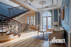 Дом 586м², 3-этажный, участок 9 сот.