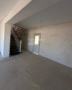 Дом 171м², 2-этажный, участок 15 сот.