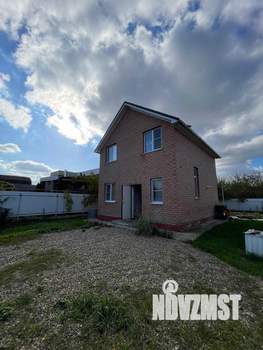 Дом 84м², 2-этажный, участок 3 сот.