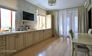 Дом 345м², 3-этажный, участок 14 сот.