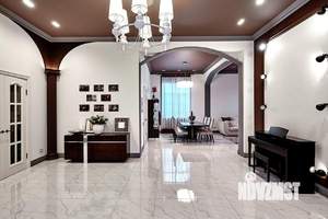 Дом 460м², 3-этажный, участок 9 сот.