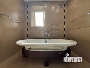 Дом 249м², 2-этажный, участок 8 сот.