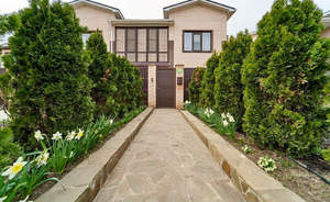 Дом 182м², 2-этажный, участок 3 сот.