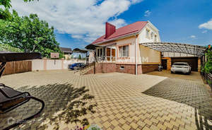 Дом 251м², 2-этажный, участок 14 сот.