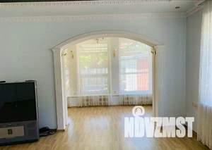 Дом 273м², 1-этажный, участок 6 сот.