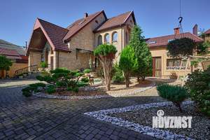 Дом 197м², 3-этажный, участок 6 сот.