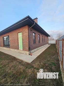 Дом 184м², 1-этажный, участок 9 сот.