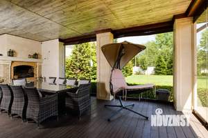 Коттедж 769м², 3-этажный, участок 30 сот.