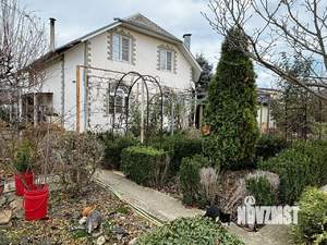 Дом 122м², 2-этажный, участок 6 сот.