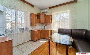 Дом 208м², 3-этажный, участок 6 сот.