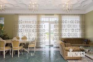 Дом 833м², 2-этажный, участок 10 сот.