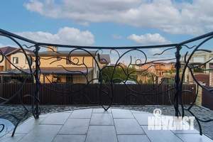 Дом 297м², 2-этажный, участок 7 сот.