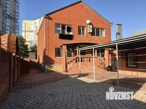 Дом 307м², 2-этажный, участок 6 сот.