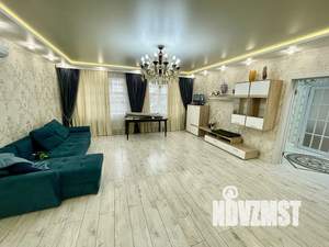 Дом 200м², 1-этажный, участок 3 сот.