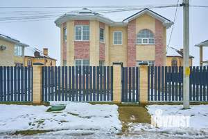 Дом 220м², 2-этажный, участок 6 сот.