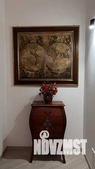 Дом 500м&sup2;, 3-этажный, посуточно, 