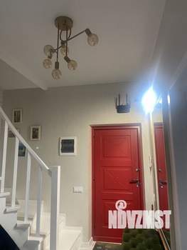 Дом 235м&sup2;, 2-этажный, на длительный срок, 