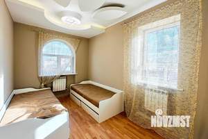 Дом 375м&sup2;, 3-этажный, на длительный срок, 