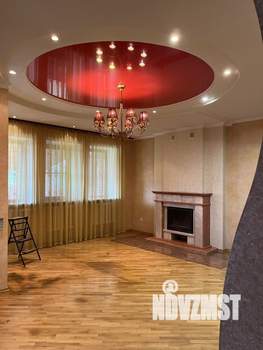 Дом 390м&sup2;, 3-этажный, на длительный срок, 