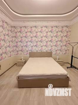 Дом 300м&sup2;, 3-этажный, посуточно, 