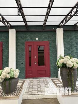 Дом 290м&sup2;, 2-этажный, на длительный срок, 