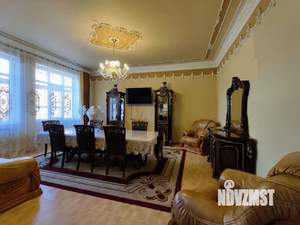 Дом 320м², 2-этажный, на длительный срок, 