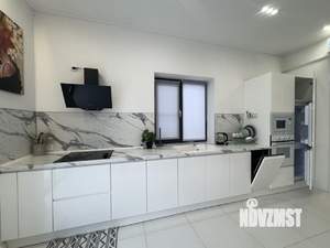 Коттедж 137м&sup2;, 2-этажный, на длительный срок, 