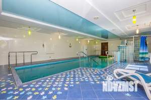 Дом 700м&sup2;, 2-этажный, посуточно, 