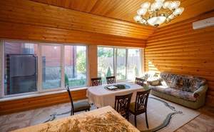 Дом 310м&sup2;, 3-этажный, на длительный срок, 