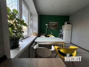 Коттедж 200м&sup2;, 2-этажный, на длительный срок, 