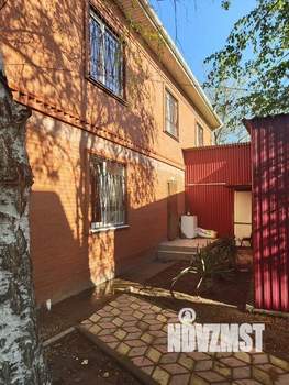 Дом 200м&sup2;, 2-этажный, на длительный срок, 