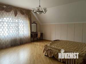 Дом 300м&sup2;, 2-этажный, посуточно, 