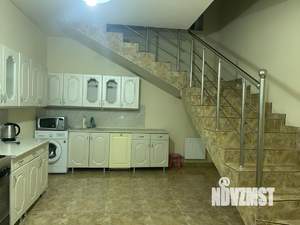 Дом 150м², 2-этажный, на длительный срок, 