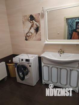 Дом 230м&sup2;, 3-этажный, на длительный срок, 