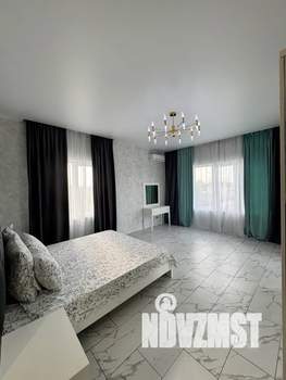 Дом 240м², 2-этажный, посуточно, 