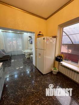 Дом 240м&sup2;, 2-этажный, на длительный срок, 