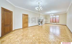 Дом 457м&sup2;, 2-этажный, на длительный срок, 