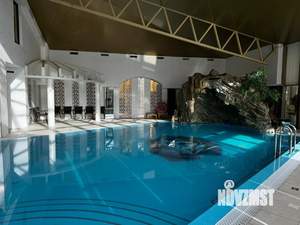 Дом 850м&sup2;, 2-этажный, посуточно, 