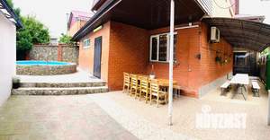 Дом 350м&sup2;, 3-этажный, посуточно, 