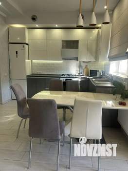 Таунхаус 100м&sup2;, 2-этажный, на длительный срок, 