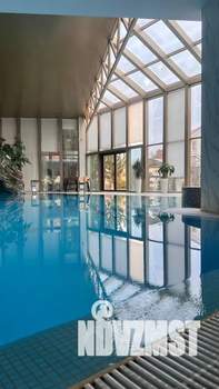 Дом 800м&sup2;, 2-этажный, посуточно, 