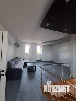 Дом 350м&sup2;, 3-этажный, посуточно, 