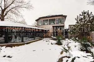 Дом 314м&sup2;, 2-этажный, на длительный срок, 