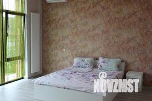 Дом 550м&sup2;, 3-этажный, посуточно, 