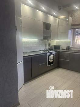 Таунхаус 100м&sup2;, 2-этажный, на длительный срок, 