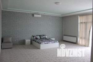 Дом 550м&sup2;, 3-этажный, посуточно, 