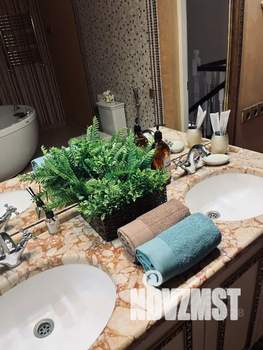 Дом 250м&sup2;, 2-этажный, посуточно, 