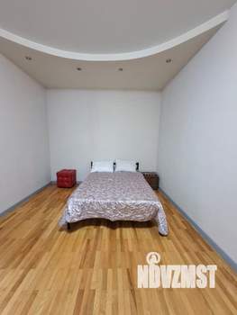 Дом 350м&sup2;, 3-этажный, посуточно, 